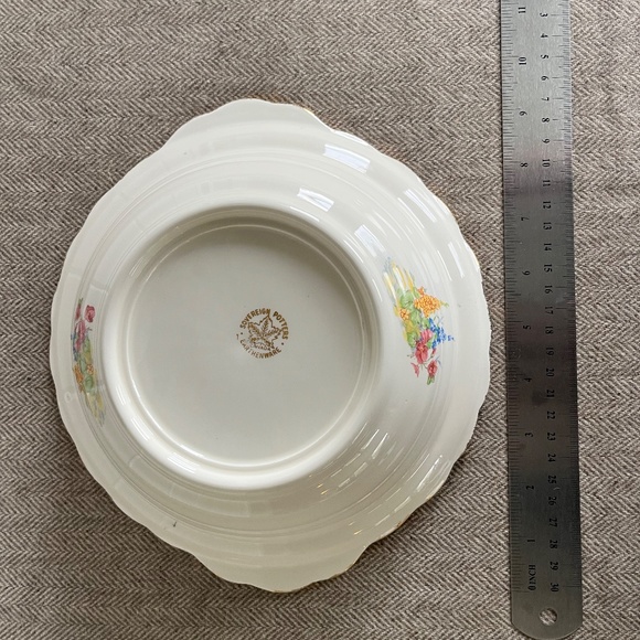 Sovereign Potters Hollyhock Serving Dishes - Picture 11 of 16